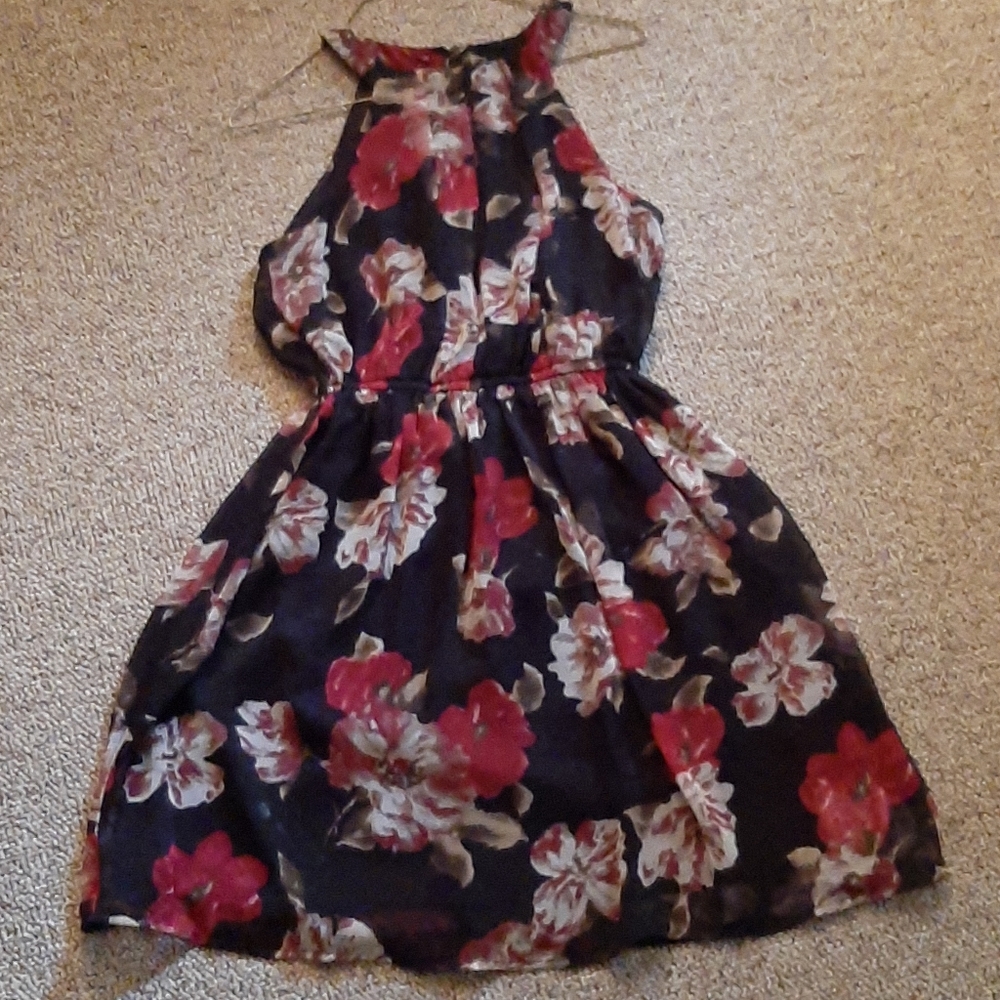 Black dress with dark red flowers